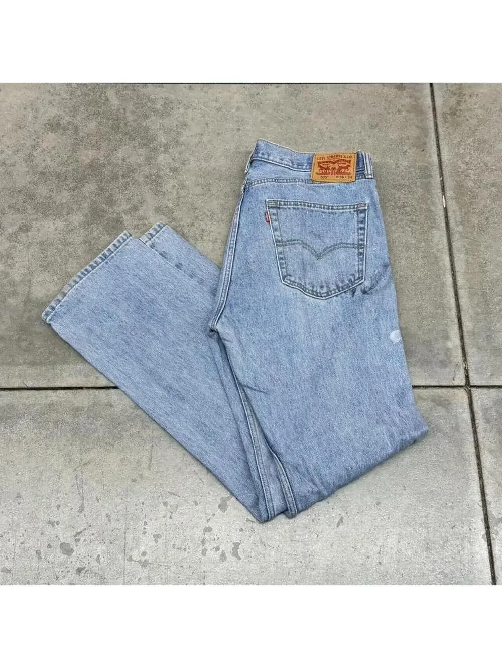 vintage levis 505 faded blue straight leg jeans size 36 x 34